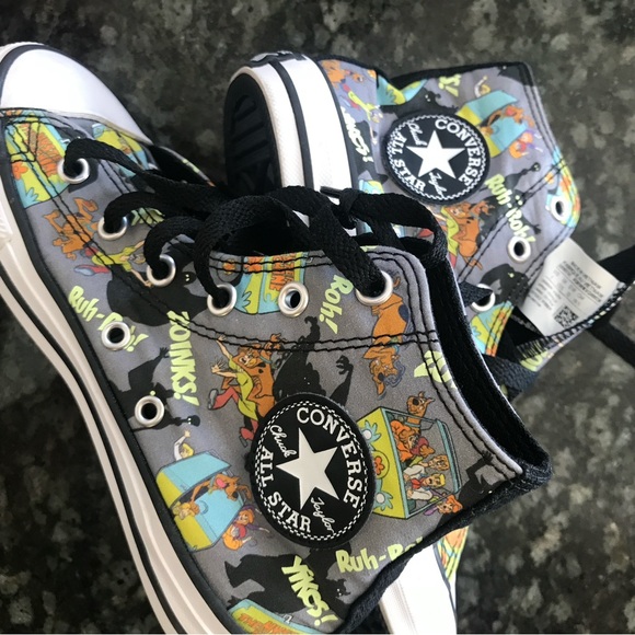Kids Converse Scooby Doo x Chuck Taylor All Star High Tops (glow in the dark)💫 - Picture 8 of 10